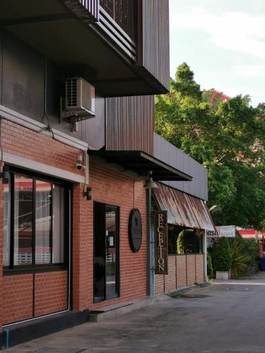 Suphan Buri Hotel | Lamoon Boutique Hotel