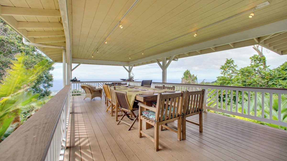 Holualoa Apartment | Lanai + Ocean Views: Secluded Holualoa Retreat!