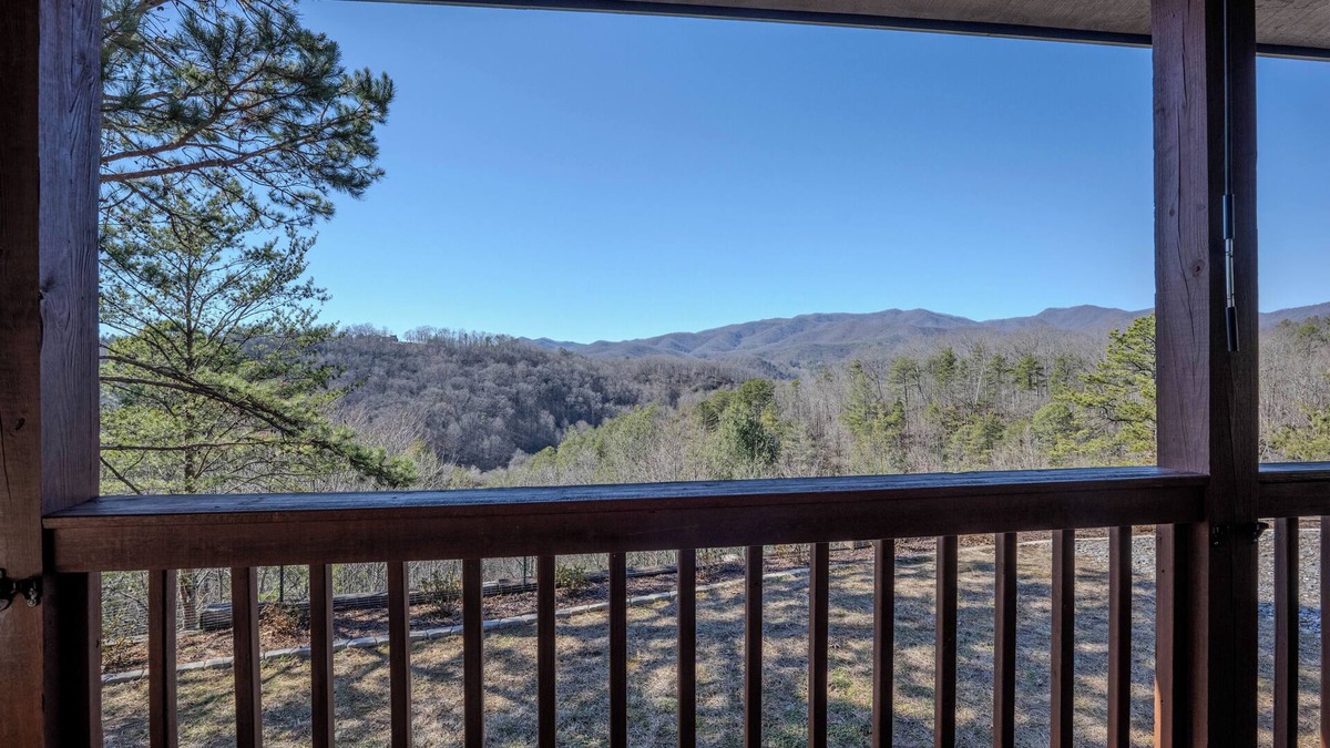 Marble Cabin | Land's End - Marble NC
