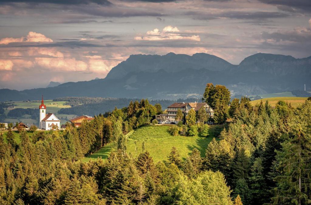 Menzberg Hotel | Landgasthof Hotel Menzberg