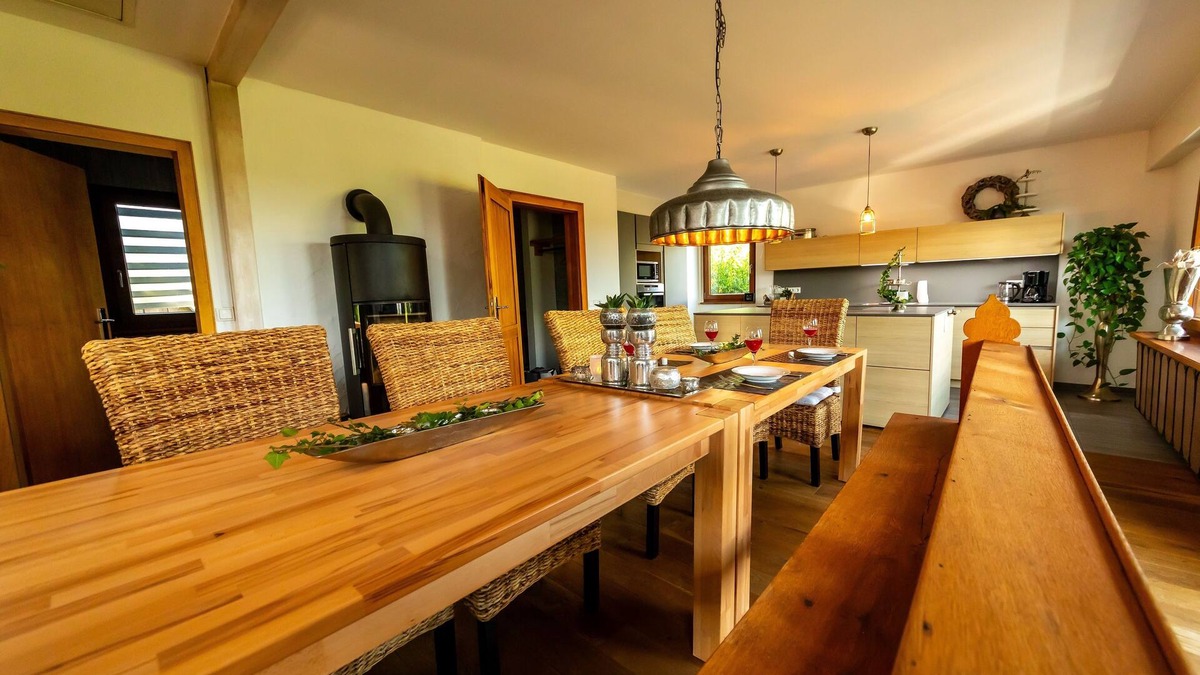 Brakel House | Landhaus am Silberberg, Ferienhaus im Grünen mit Sauna, Kamin und Großen Garten