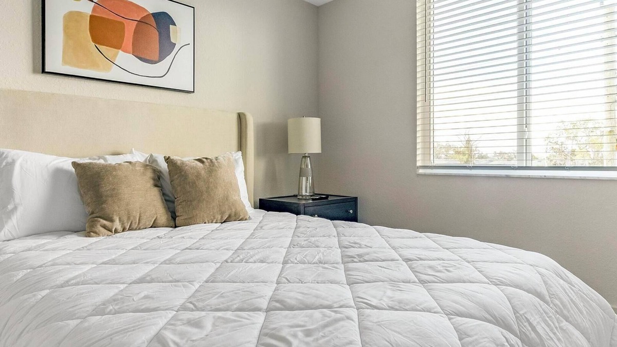 Palmetto Apartment | Landing | Amazing 2BD, Gym, Pool