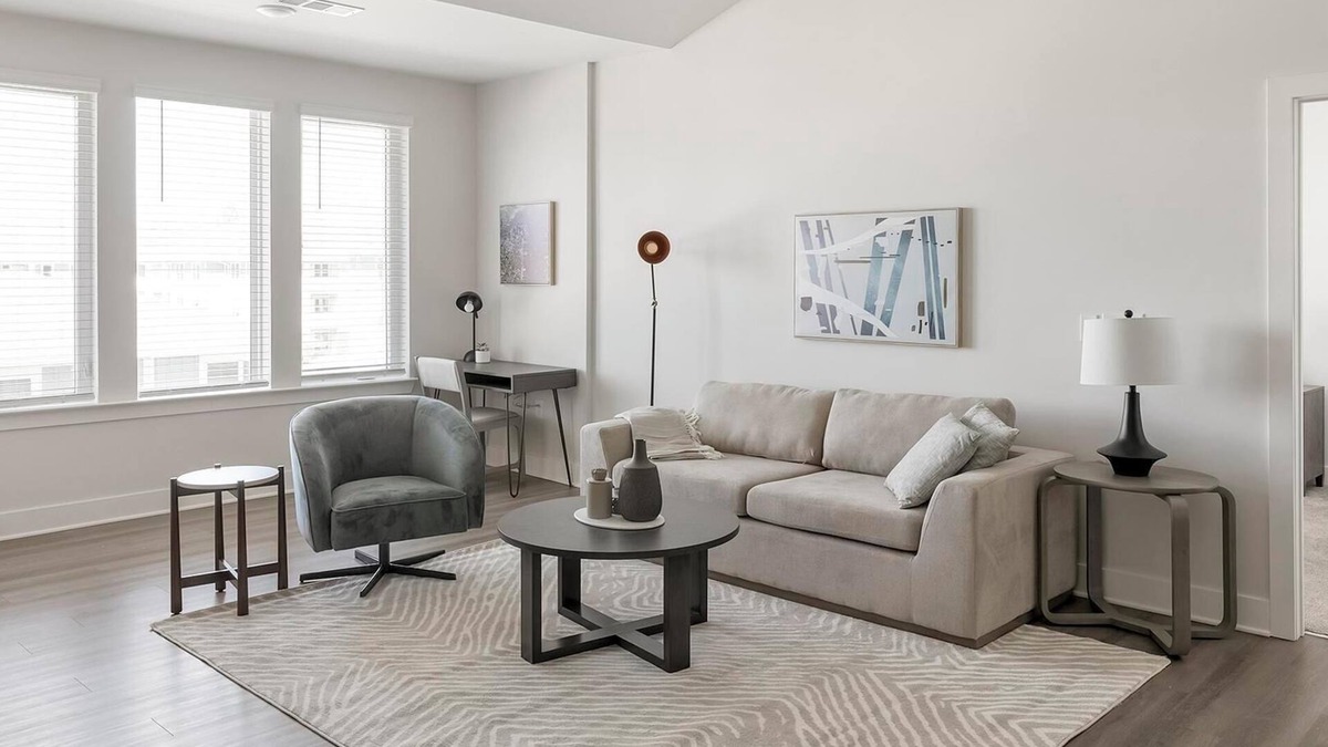 Belle Mina Apartment | Landing | Amazing 2BD, Pool, Courtyard