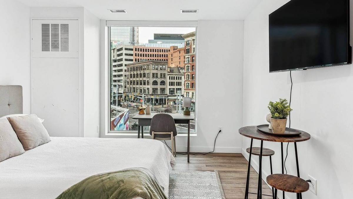 Greektown Historic District Apartment | Landing | Amazing Studio, Gym, Clubhouse