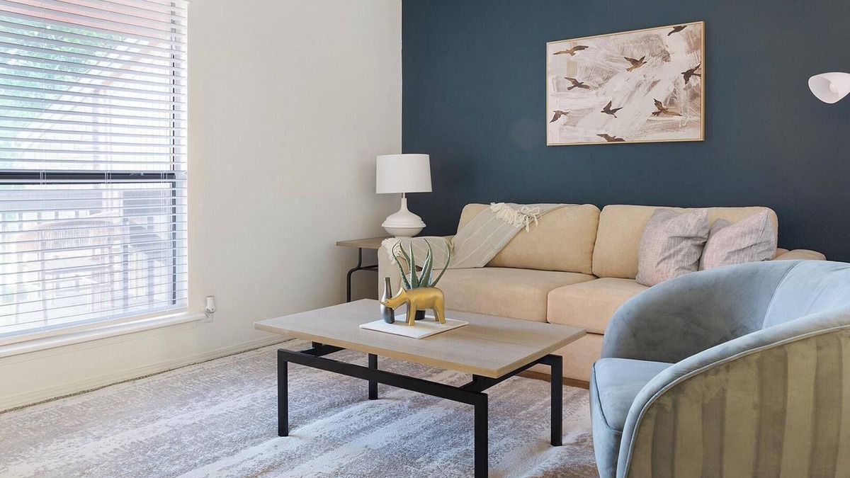 South Tulsa Apartment | Landing at Echo Trail Apartments - 1 Bedroom in.