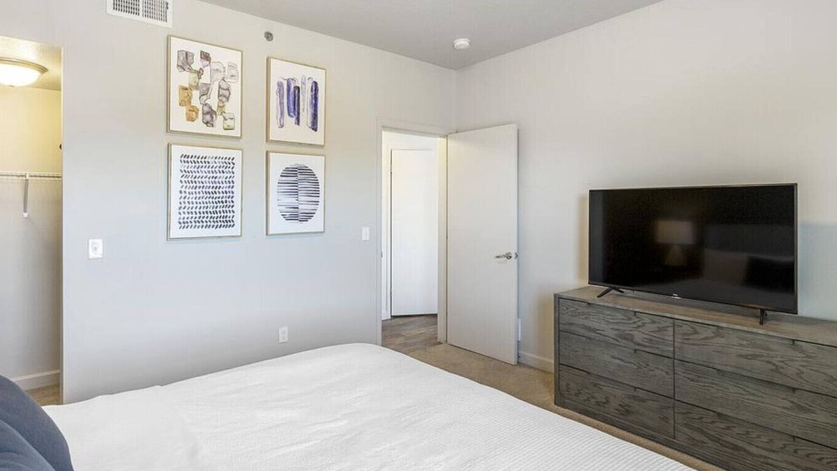 Magna Apartment | Landing at Oquirrh Hills - 1 Bedroom in Downtown Magna