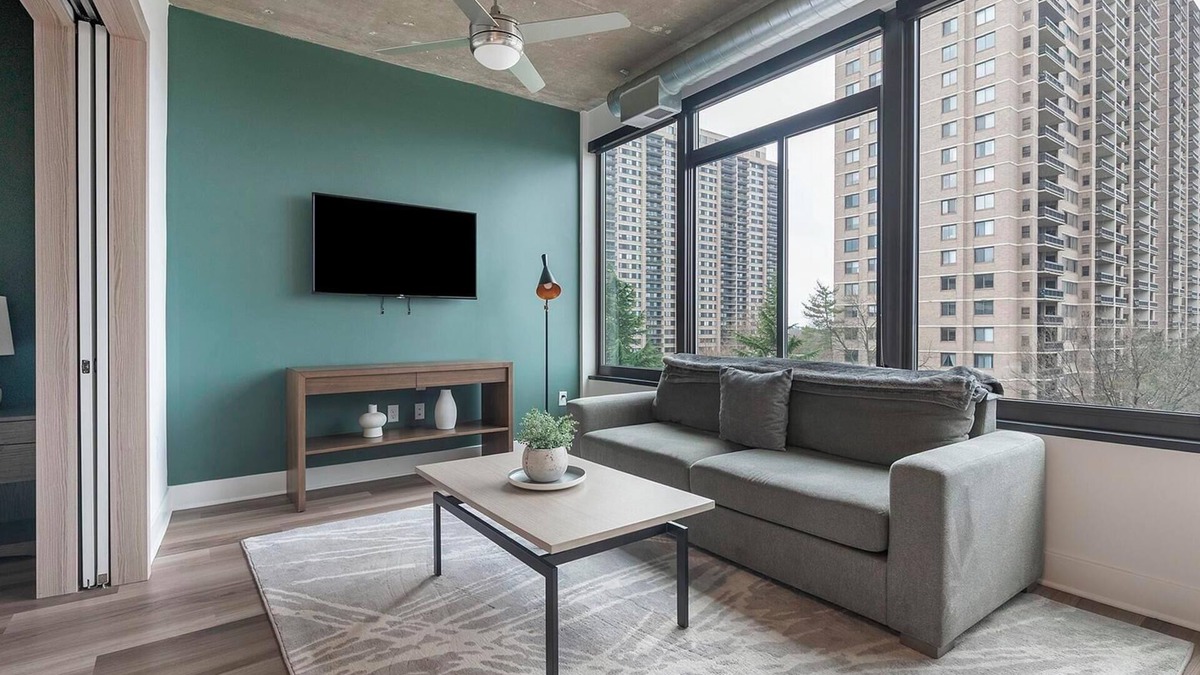 Baileys Crossroads Apartment | Landing at Three Collective - 1 Bedroom in Fall.