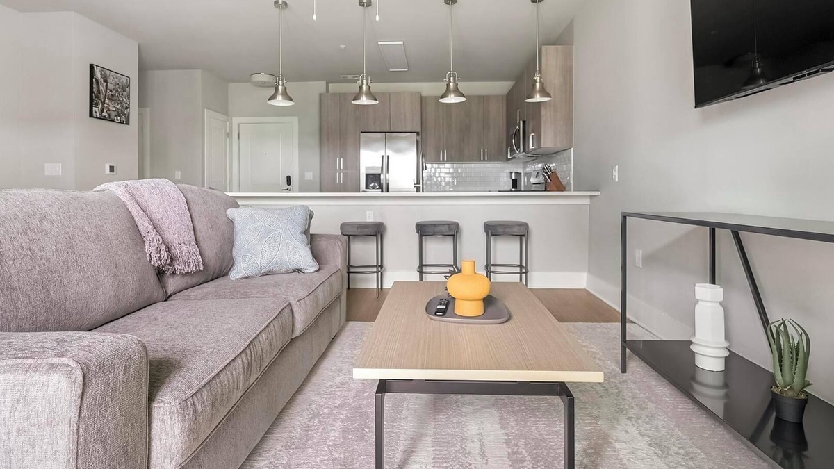 Fort Myers Apartment | Landing | Beautiful 1BD, Gym, Clubhouse