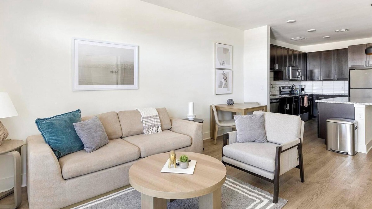 Fort Worth Apartment | Landing | Beautiful 1BD, Gym, Yoga Studio