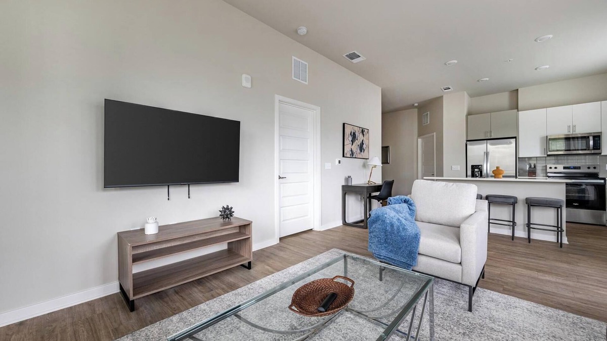 Wimauma Apartment | Landing | Beautiful 2BD, Gym, Pool