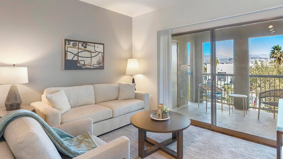 Sunrise Manor Apartment | Landing | Chic 1BD, Gym