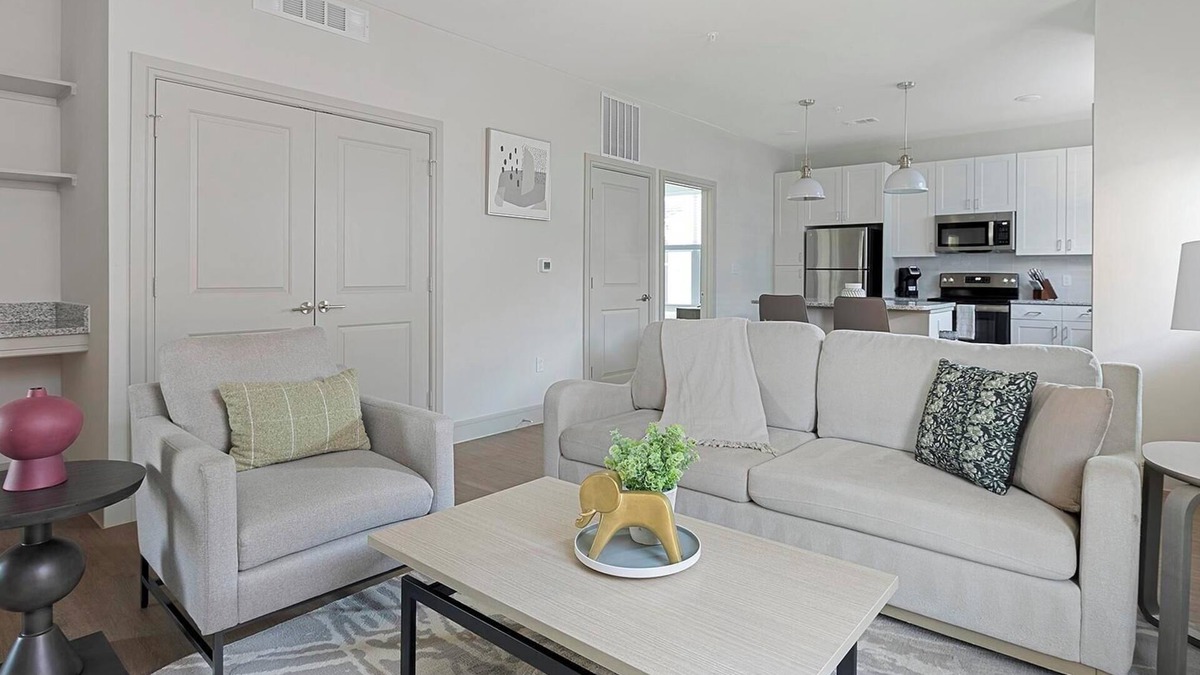 Tarrant County Apartment | Landing | Incredible 2BD, Pool, Gym