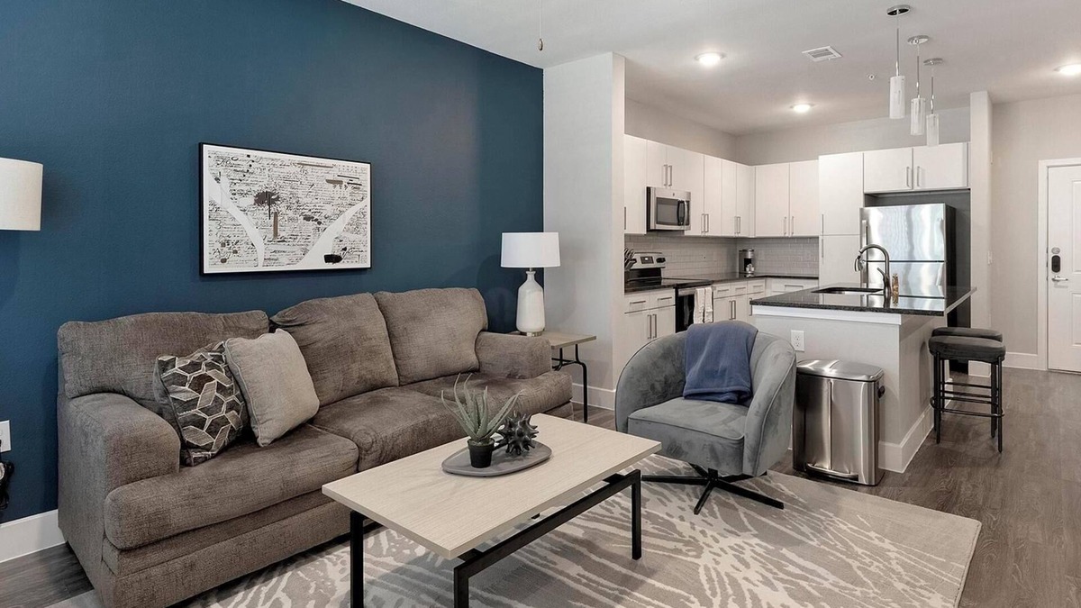Allen Apartment | Landing | Modern 1BD, Yoga Studio, Pool