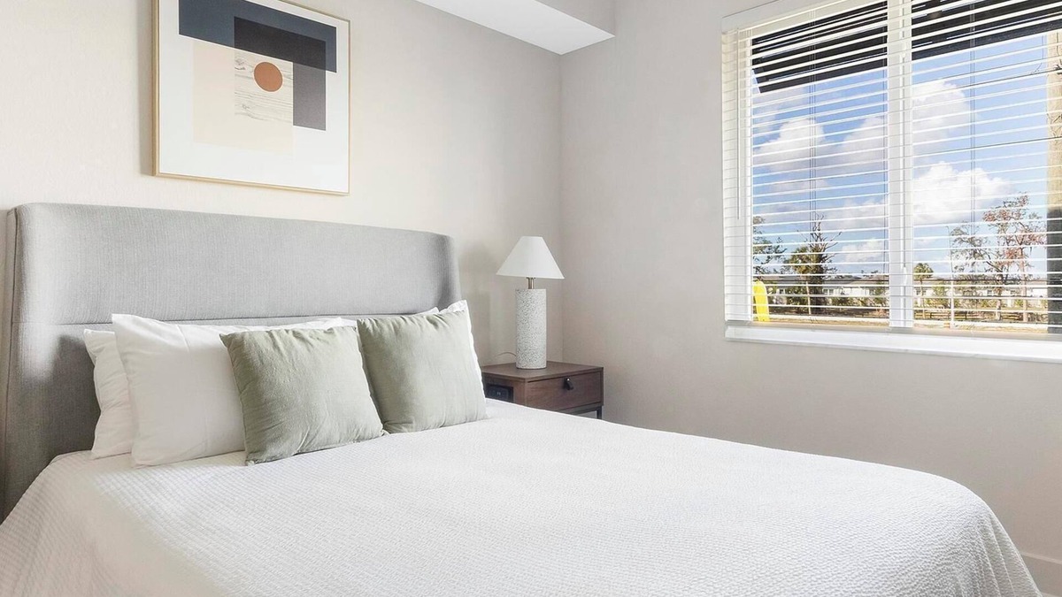 Palmetto Apartment | Landing | Modern 2BD, Clubhouse, Pool