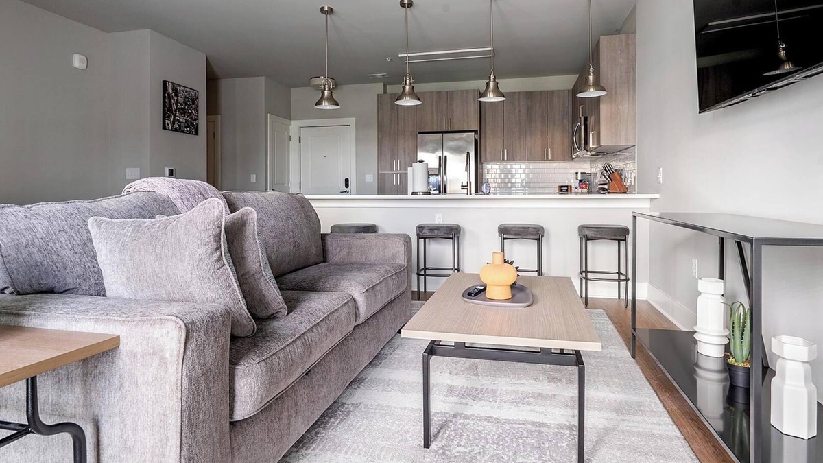 Fort Myers Apartment | Landing | Spectacular 1BD, Pool, Gym