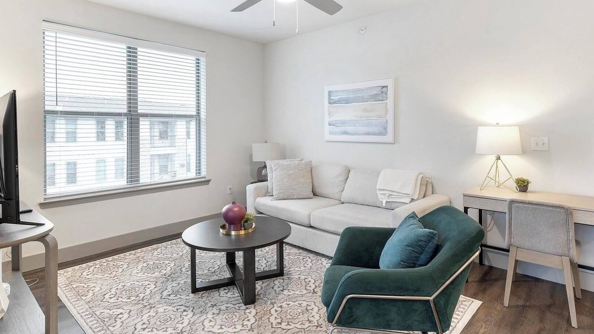 Haltom City Apartment | Landing | Spectacular 2BD, Pool, Courtyard