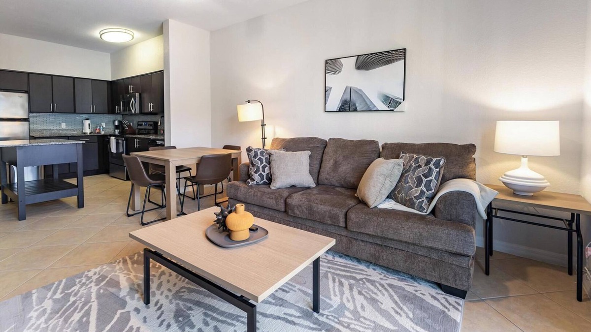 Miramar Apartment | Landing | Stunning 1BD, Gym, Clubhouse