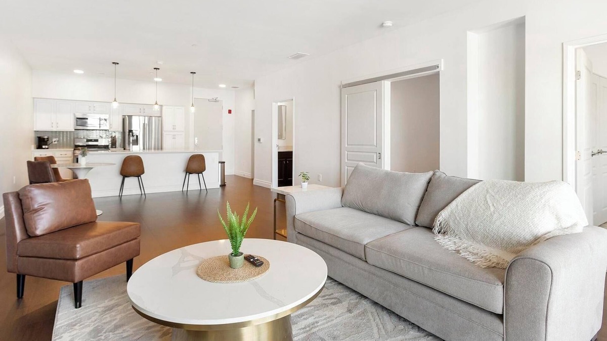Little Italy Apartment | Landing | Stunning 1BD, Gym