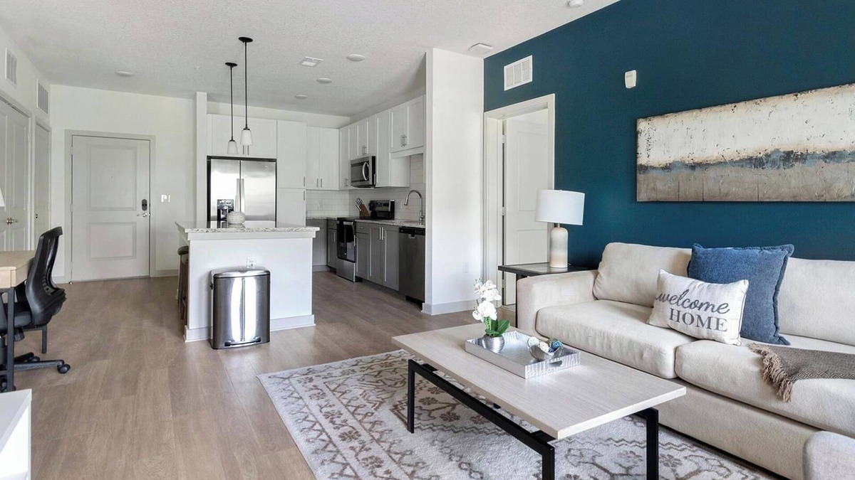 Jacksonville Apartment | Landing | Stunning 2BD, Gym, Clubhouse