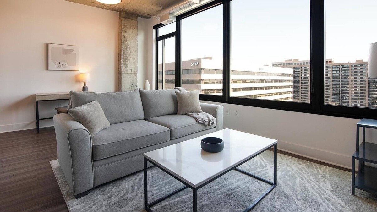 Baileys Crossroads Apartment | Landing | Stylish 1BD, Game Room, Gym