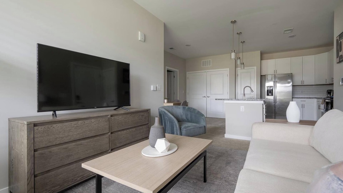 Huntersville Apartment | Landing | Stylish 1BD, Yoga Studio, Pool
