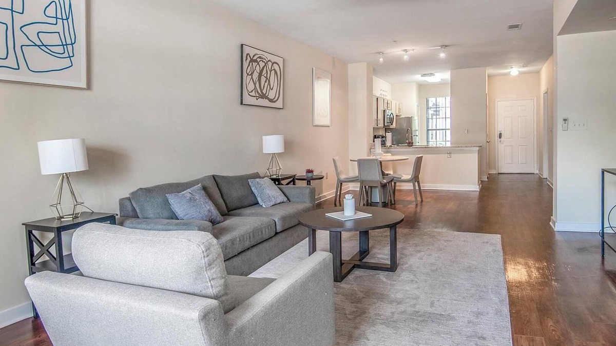 New Pathways Apartment | Landing | Stylish 2BD, Pool, Gym