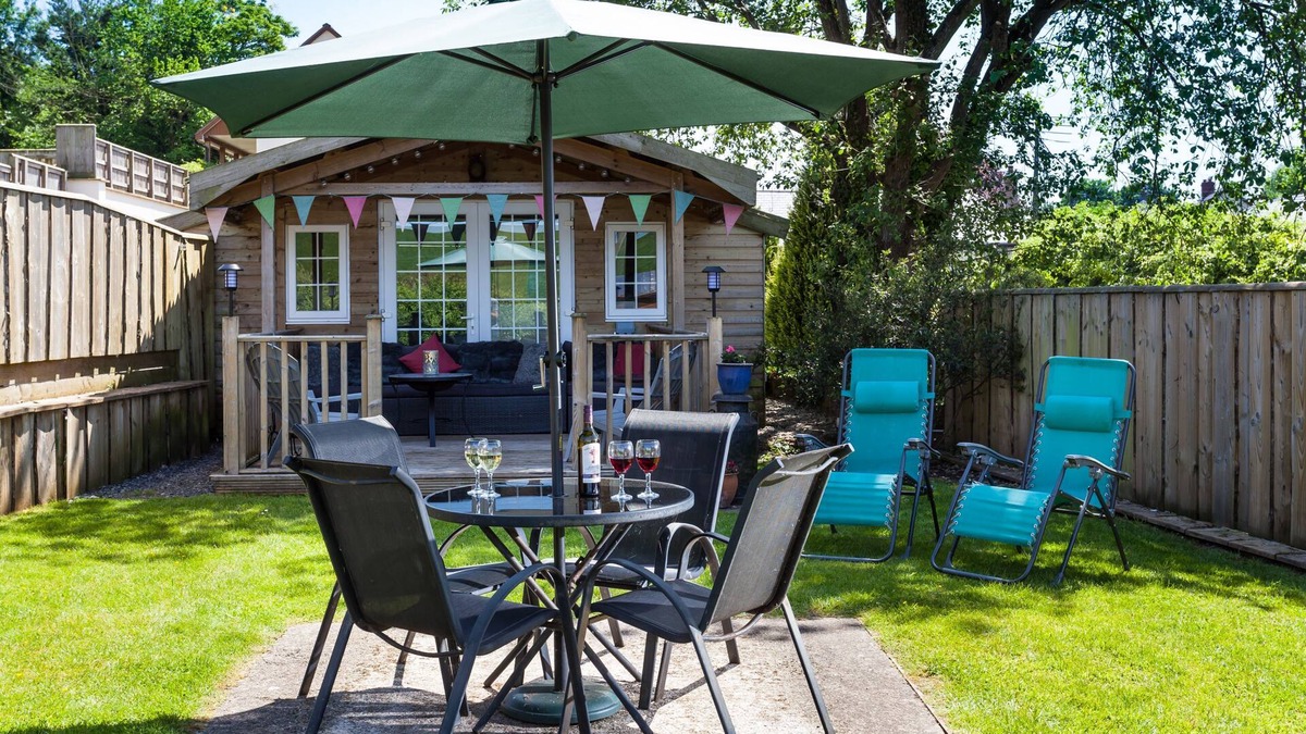 Cornwall Cottage | Landlord's Cottage - a beautiful cottage that sleeps 4 guests in 2 bedrooms