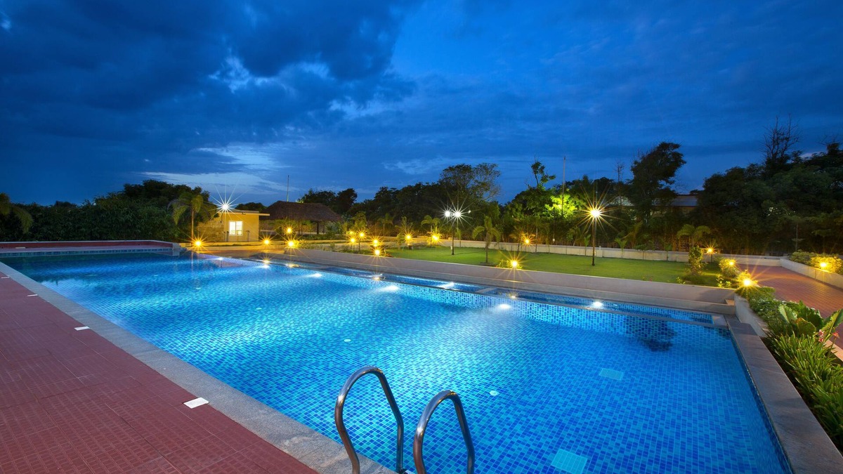 Krishna Karanai Hotel | Landmark Pallavaa Beach Resort