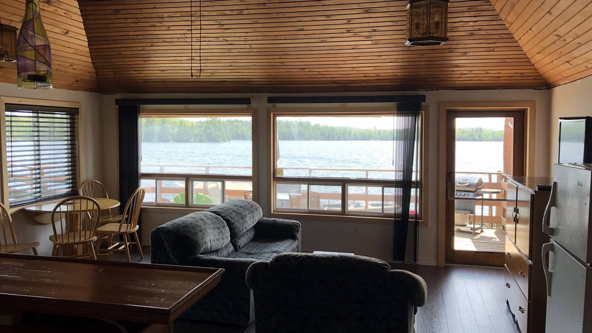 Espanola Cottage | Lang Lake Resort