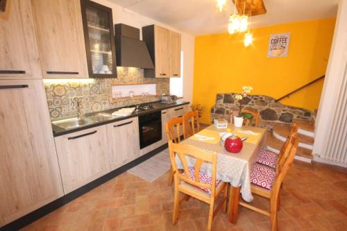 San Lorenzo Nuovo Apartment | L’ANGOLETTO