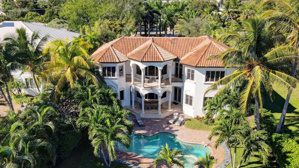 Lake Worth House | Lantana House - 4bdrm waterfront estate w/private pool hot tub