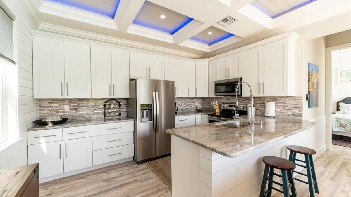 North River Shores House | Lantern Cove House with Pool House & Boat Dock located in North River Shores