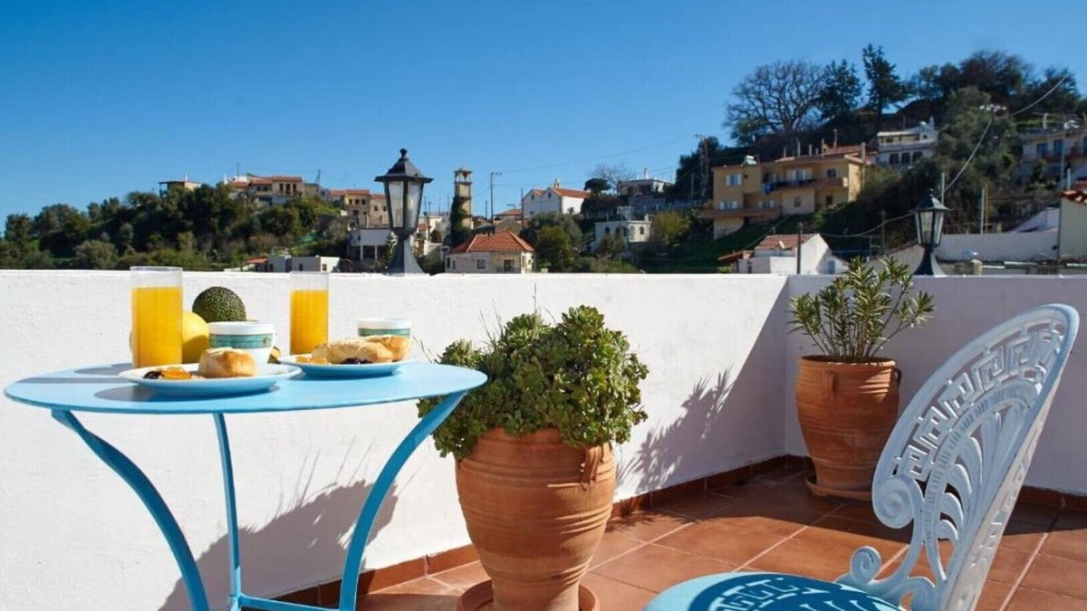 Argyroupoli Apartment | Lappa Apartments Studio with Private Yard - Village