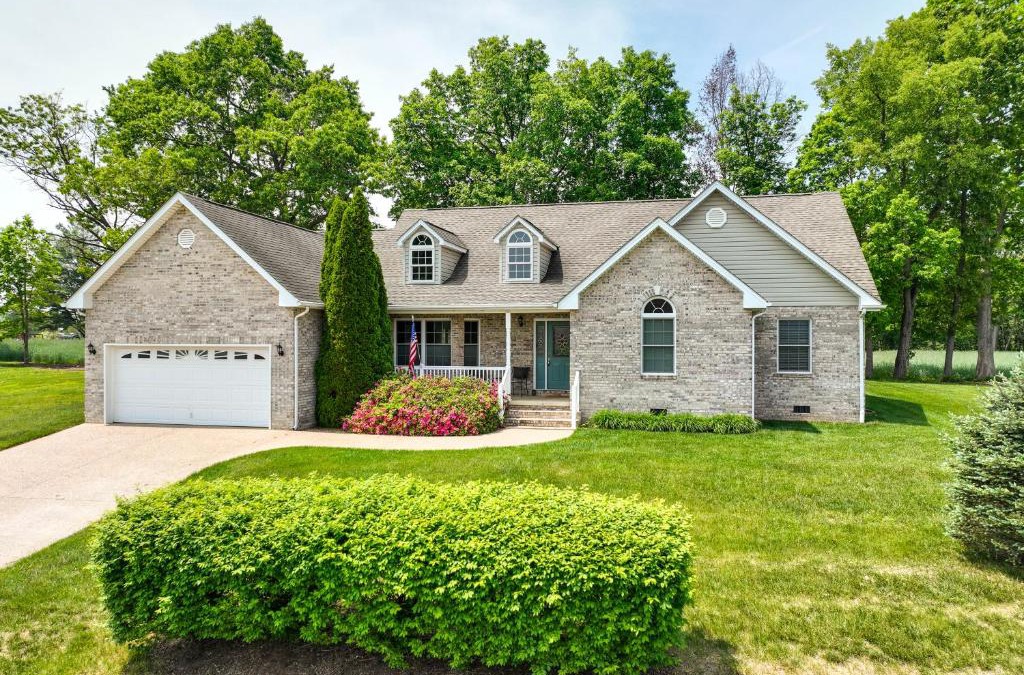 Elkton House | Laptop-Friendly Elkton Home with Central AandC!