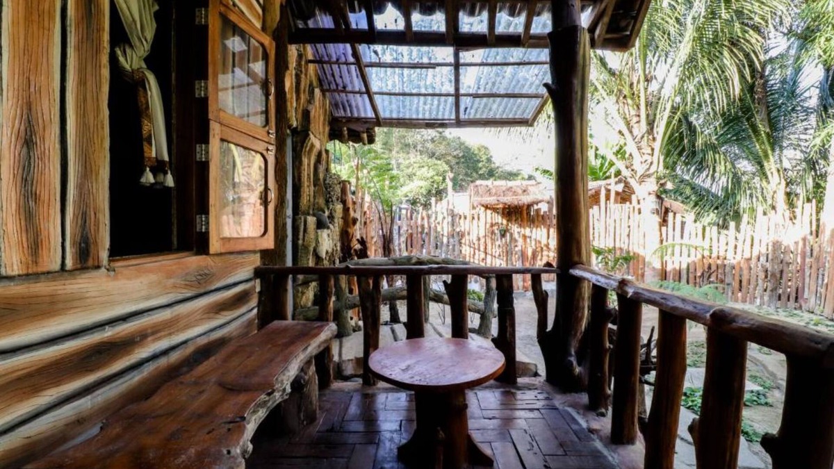 Pleret House | Larasati Homestay