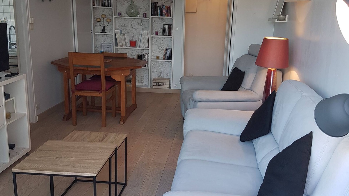 Cabourg Apartment | Large 1 bedroom apartment of 35m2 in small quiet residence 2 minutes walk from the sea