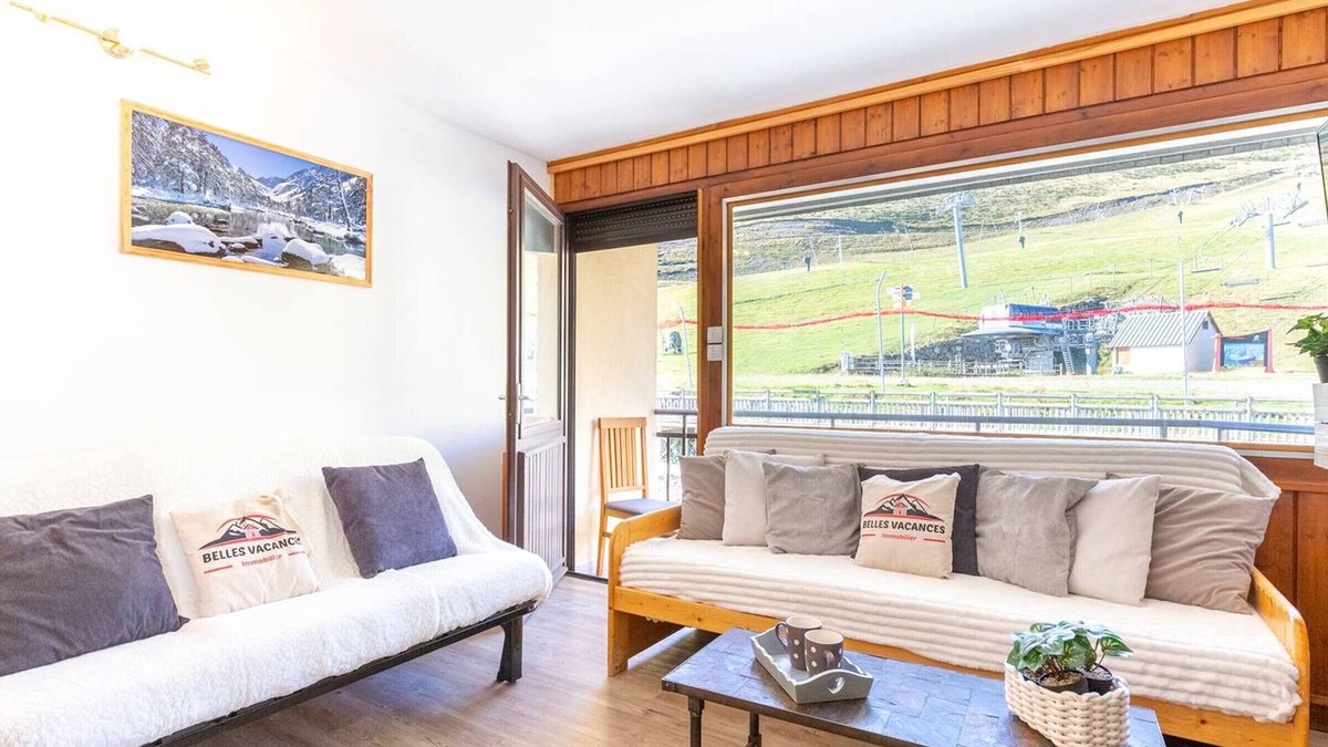 Pla d'Adet Apartment | Large 13 pers. apartment at the foot of slopes in Saint-Lary-Soulan