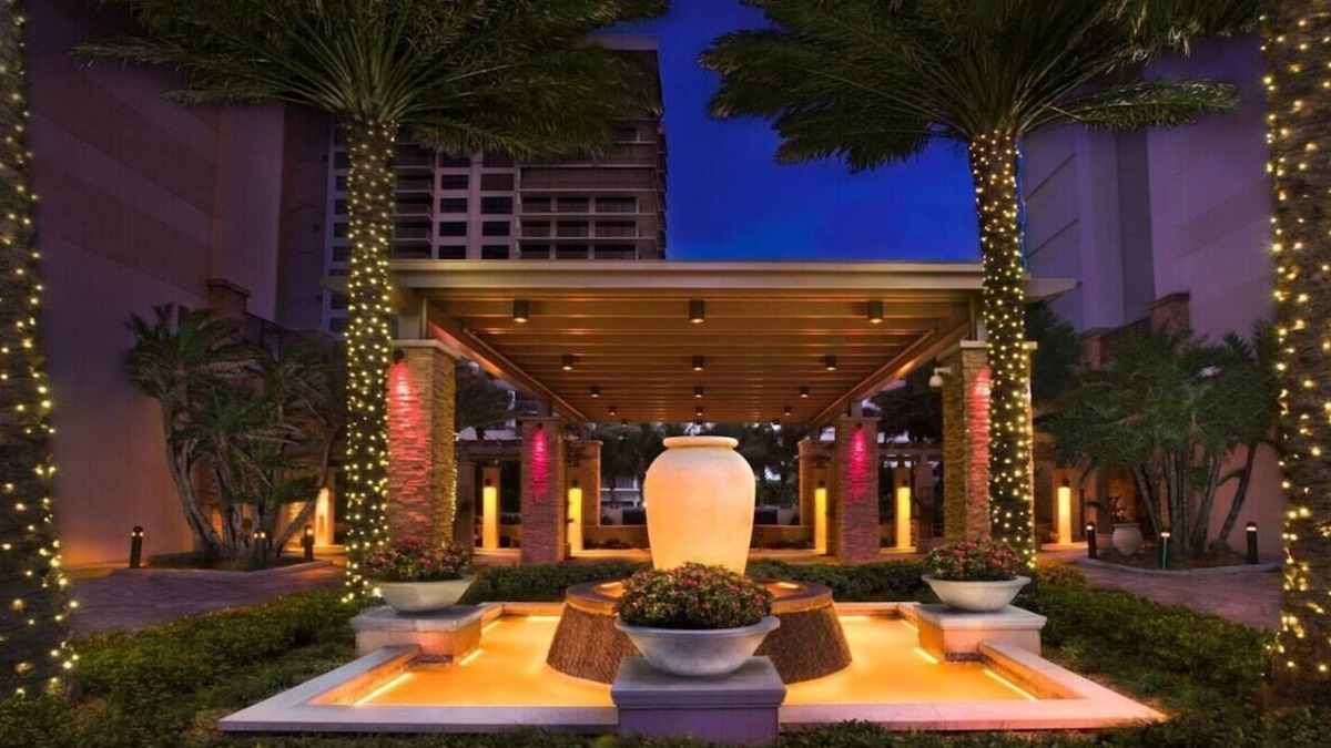Singer Island Apartment | Large 2-Bedroom Oceanview MVC Suite Villa in Riviera Beach with full amenities