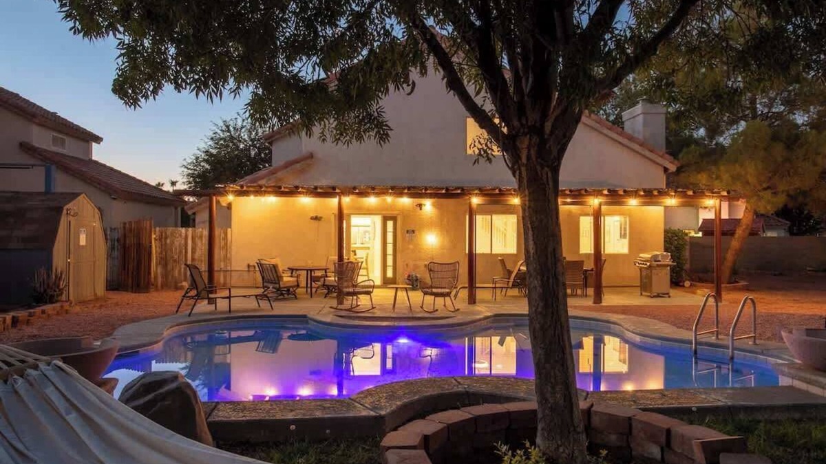 Las Vegas House | Large 4BR Beauty with Pool & Amazing Backyard!