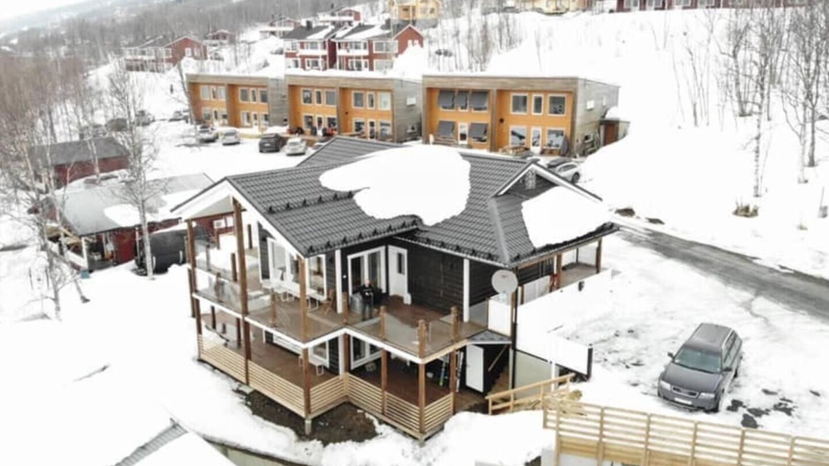 Hemavan House | Large 8-9-Bed Central Ski innOut House in Hemavan