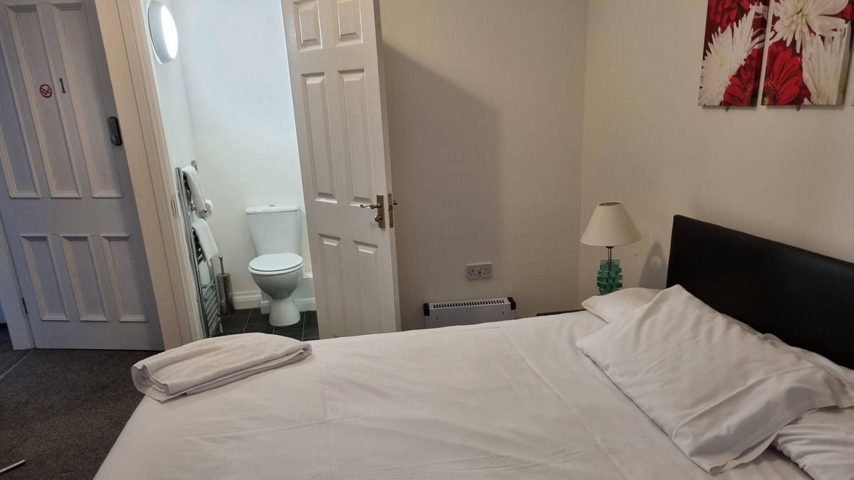 Seaton Carew House | Large 9 bedroom property, amazing sea views