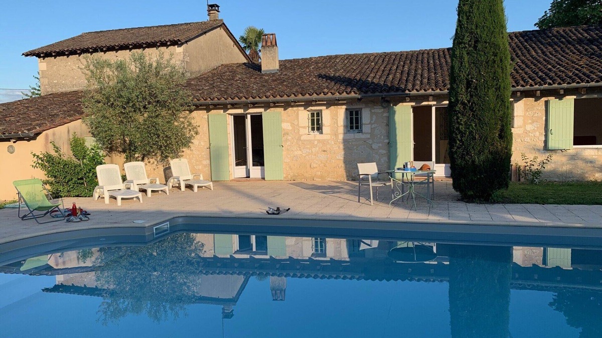 Fougueyrolles House | Large and beautiful house in the middle of the vineyards