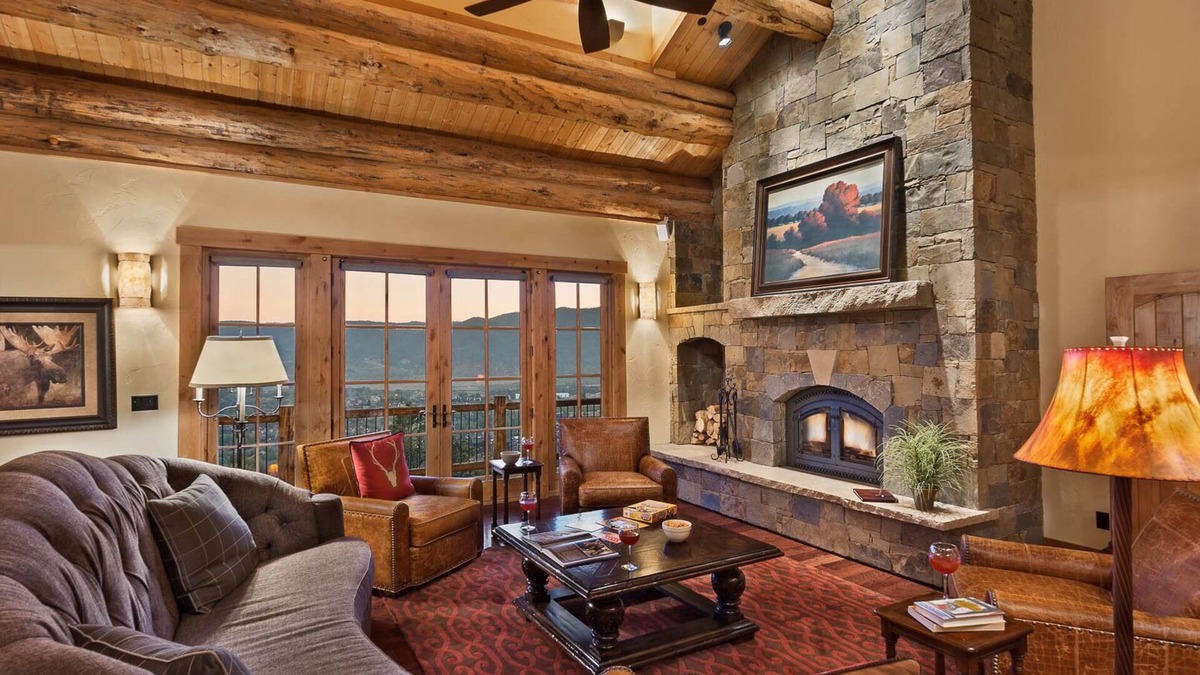 Steamboat Springs House | Large and Luxurious + Hot Tub + Elevator + Close to Skiing - Panorama Grande