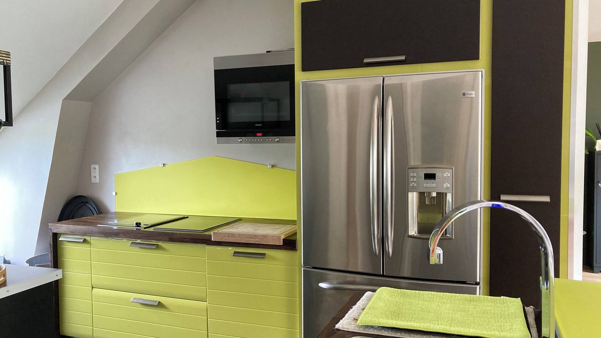 Bec-de-Mortagne Apartment | Large apartment for 4 with 2 bedrooms