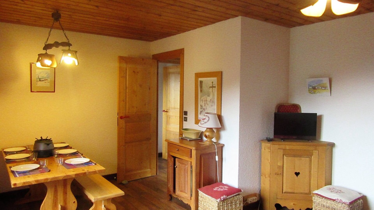 Peisey-Nancroix Apartment | LARGE APARTMENT AT THE FOOT OF TELEVILLAGE HEART OF PARADISKI