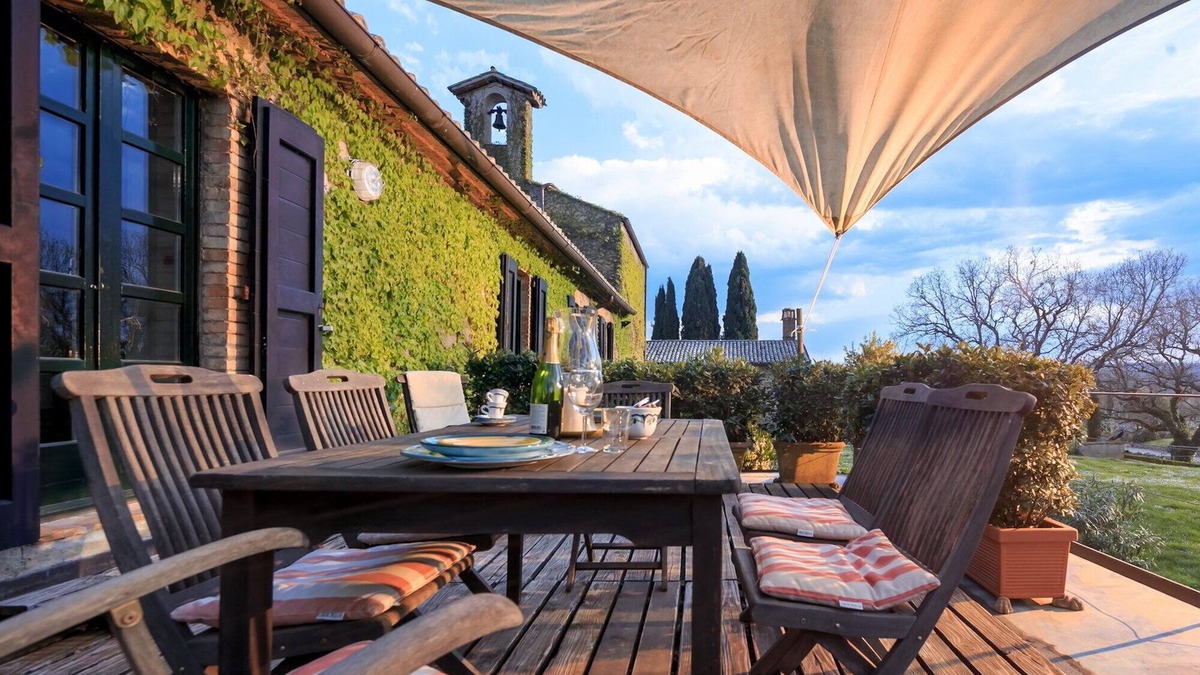 Castel Giorgio Apartment | LARGE apartment/app/country house with park: REST + pool + sauna + gym + roof terrace + barbecue + animals