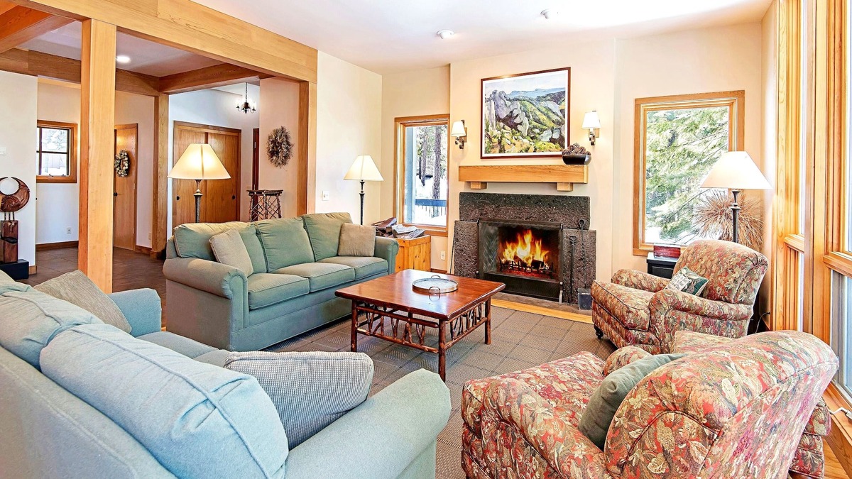 Black Butte Ranch House | Large Black Butte House - Perfect for Extended Families!