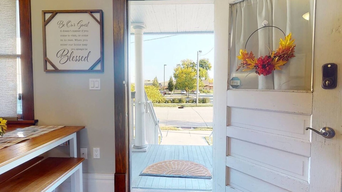 Cedar Rapids House | Large bungalow in heart of Newbo. Pets welcome. ADA friendly - Excellent Location