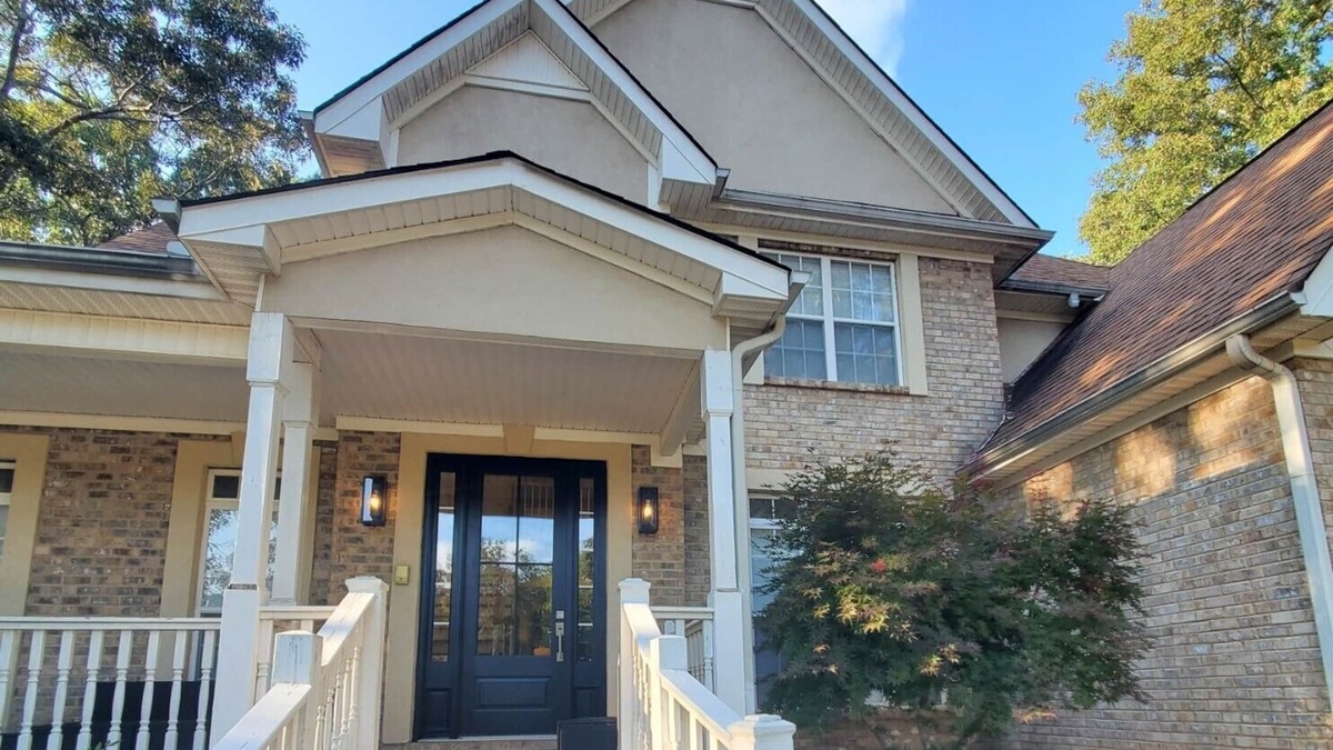 Douglasville House | Large but cozy designer 4-bedroom house with WiFi & AC in fabulous Douglasville