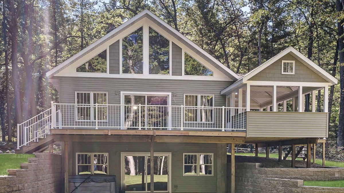 Kendall House | Large Cabin w. Hiking Trail & Private Lake Access